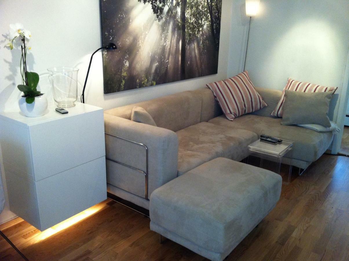 Central Location In The Heart Of Historic Bergen Bagian luar foto