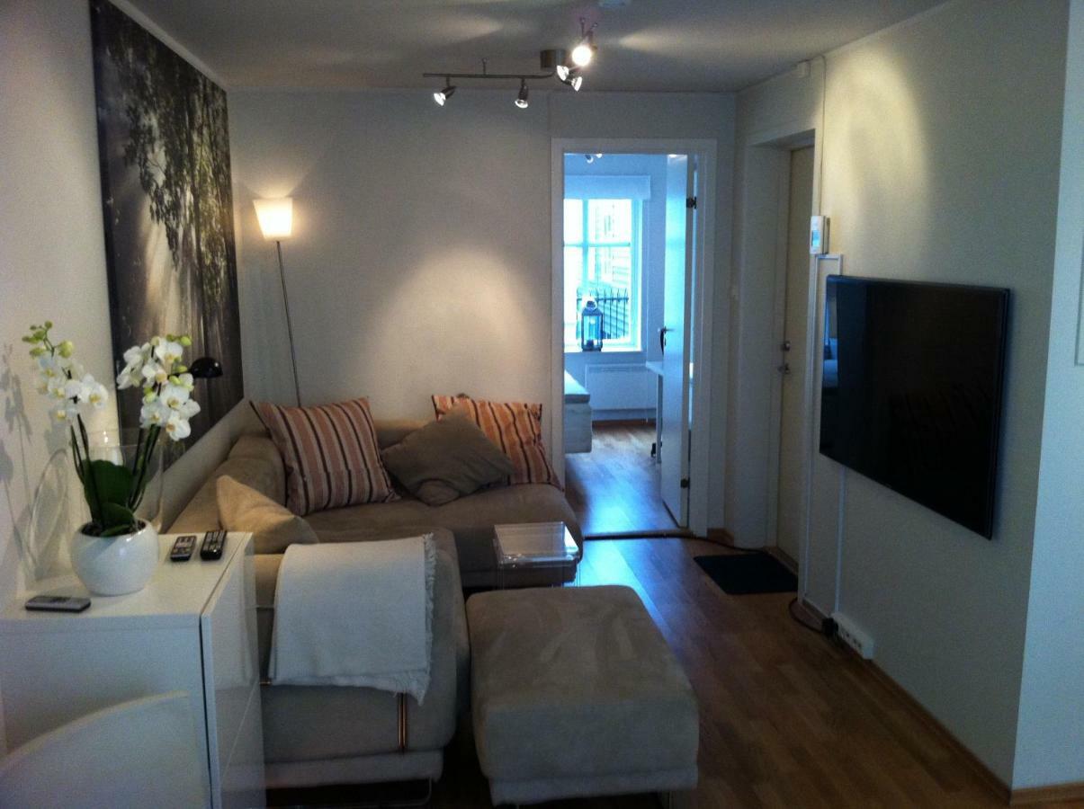 Central Location In The Heart Of Historic Bergen Bagian luar foto